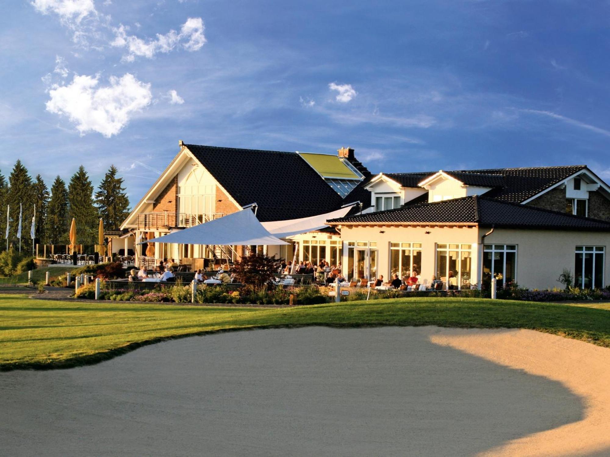 Gut Heckenhof & Golfresort An Der Sieg Gmbh & Co. Kg 4* Eitorf