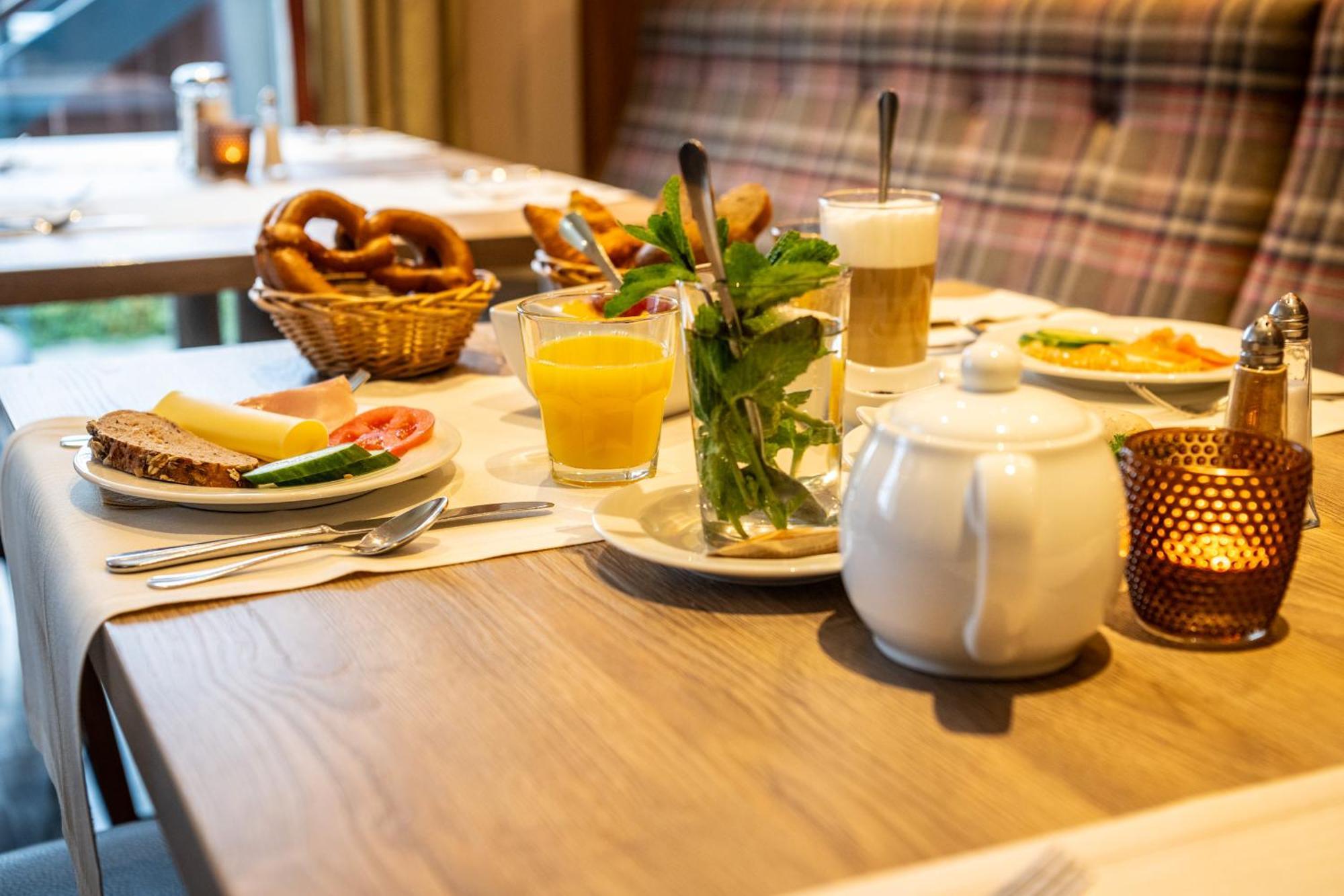 Gut Heckenhof Hotel & Golfresort An Der Sieg Gmbh & Co. Kg 4* Eitorf